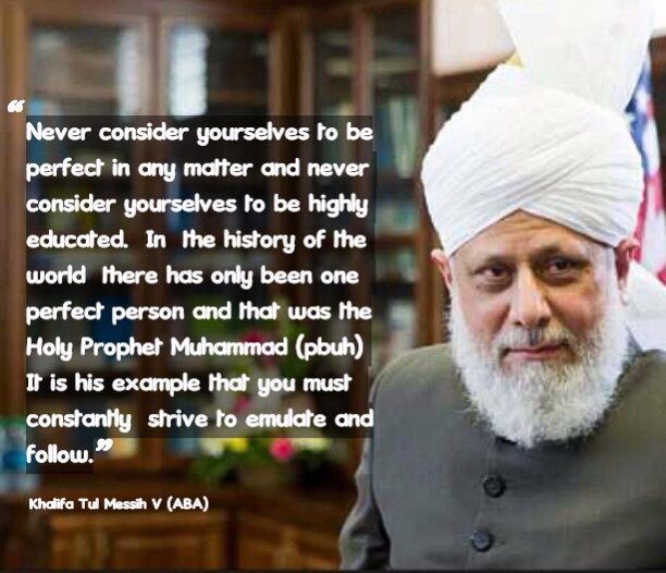 faridaazimahmad's tweet photo. #PromisedMessiah showed us the true picture and beauty of Holy Prophet Mohammad(saw) #MercyForMankindProphetPBUH https://t.co/B3OjQsl2IV