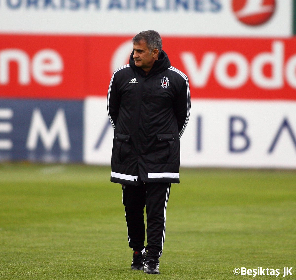 Besiktas's tweet image. Beşiktaşımız, T. Konyaspor maçı hazırlıklarını yarın yapacağı idmanla tamamlayacak ve kampa girecek.

#Beşiktaş