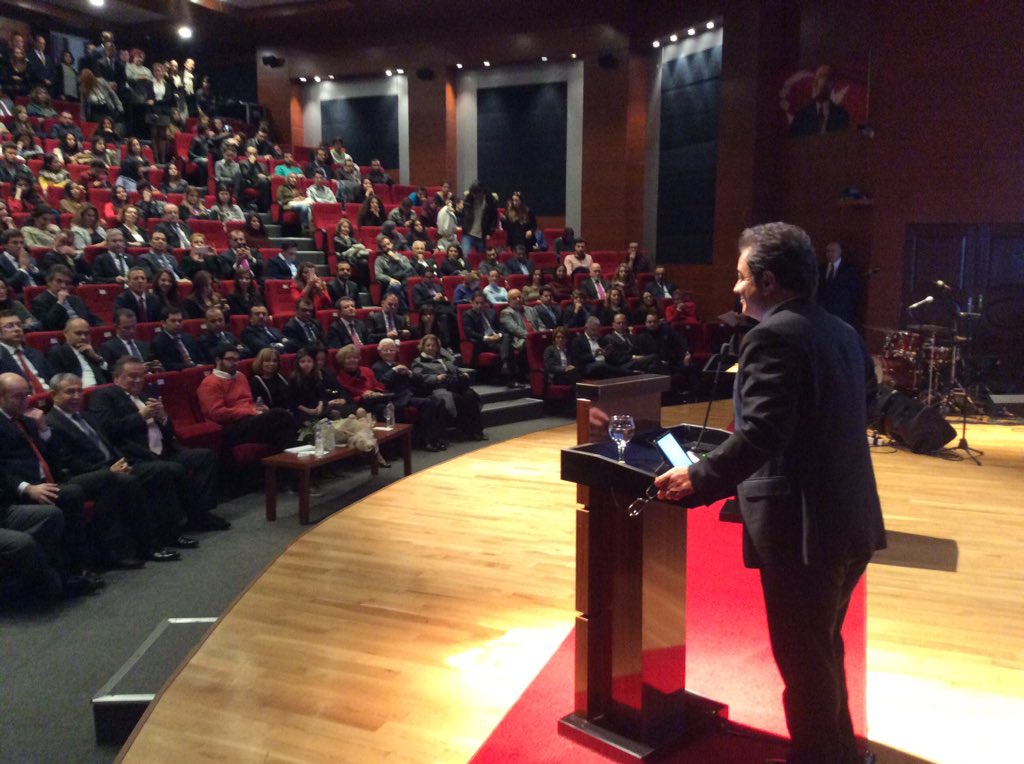 Bahcesehir's tweet photo. "Türkiye'ye Değer Katanlar Ödülü"nü alan DenizBank Genel Müdürü Sayın Hakan Ateş, konuşmasını yapıyor. #TDK2015 https://t.co/4NhnLQj7T4