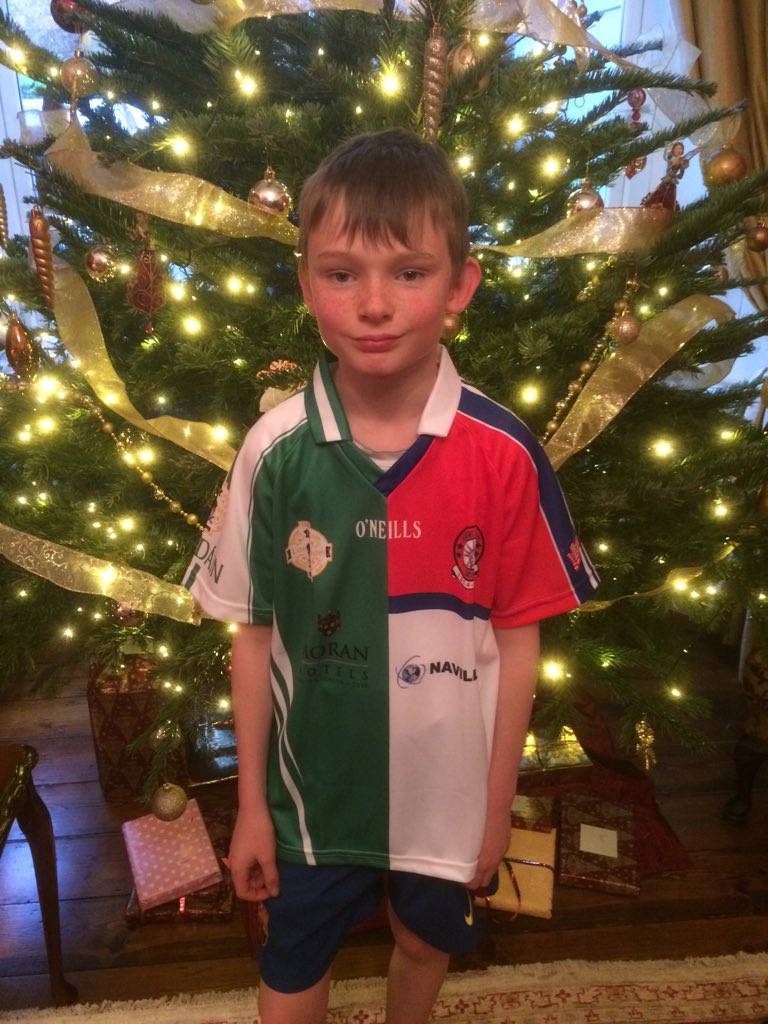 Anyone else get a London/New York jersey?. Is it a first? #GAAChristmas