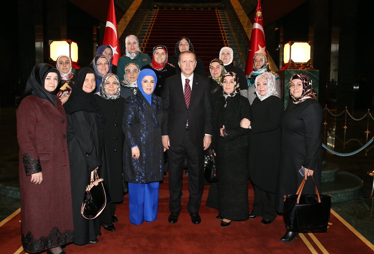 RefiaKrblt's tweet photo. Istanbul Dostluk Dernegi prgramindan Reisimiz ile guzel bir kare @kadioglu5729 https://t.co/XBf1ChXqV1