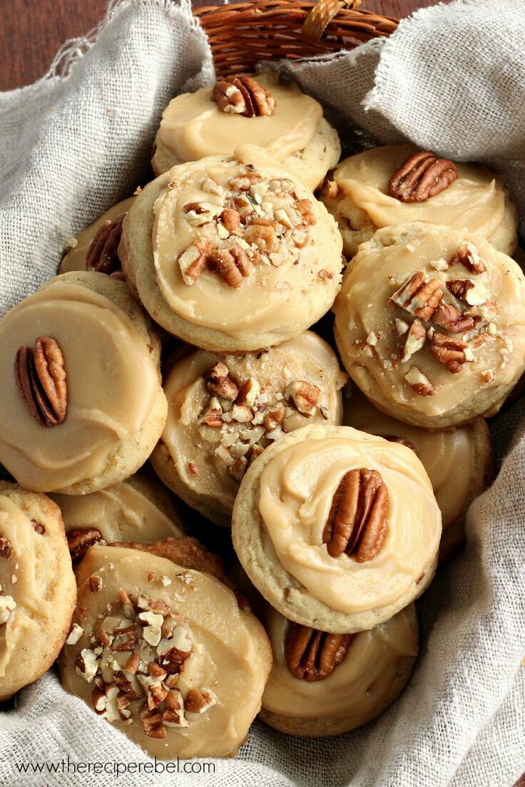 _blithespirit_'s tweet photo. {leaves a little something in @_WorseThanDeath's mentions, in honor of the day} #HappyChristmasMitchell! https://t.co/RRIVKHUzBF