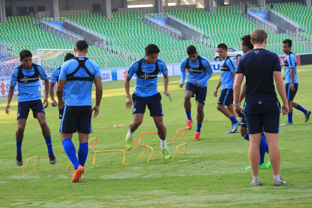 RT, if you predict for an #Indian win today over #SriLanka. #INDvSRI #BackTheBlue