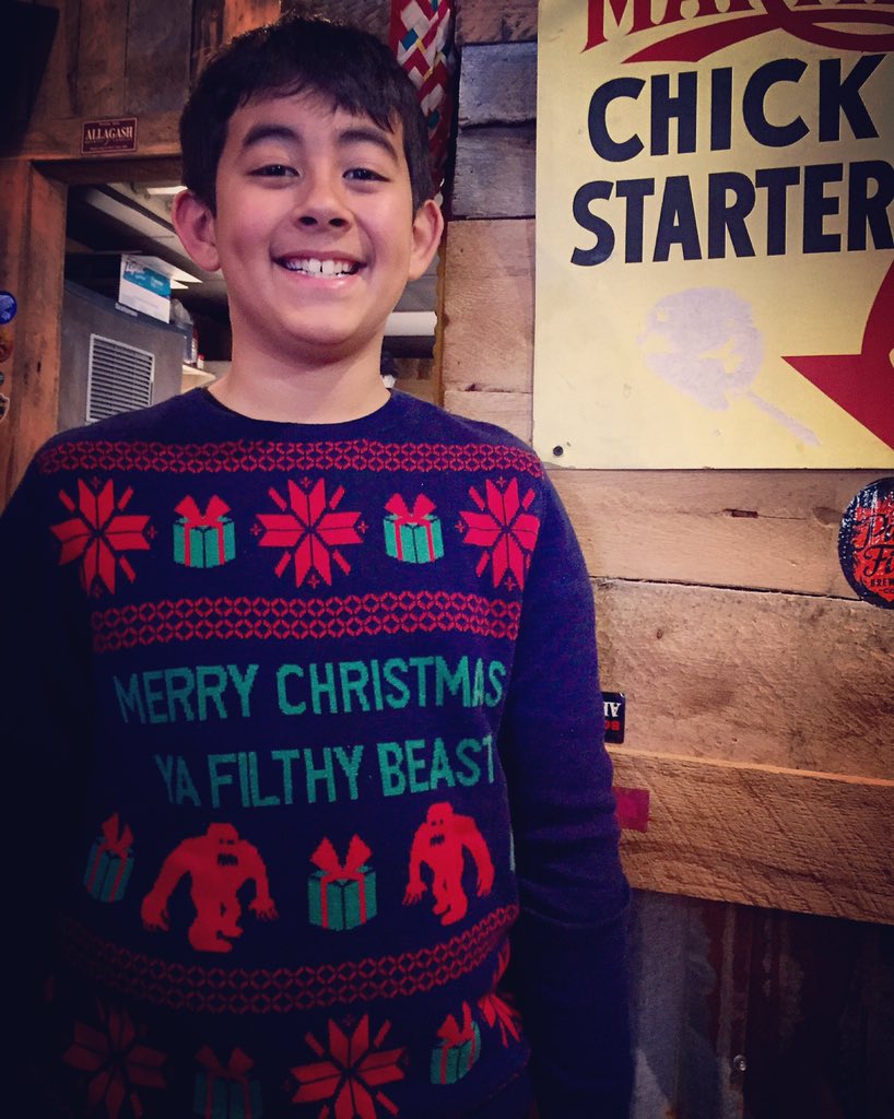 rjcsalinas's tweet photo. Merry Christmas ya filthy beast! December 2015. #merrychristmas #uglychristmassweater https://t.co/VjJQDPxiGB
