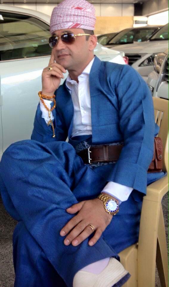 ل روژا ٢٠١٤/١٢/٢٥ وه كي ئه فرو شه هيد ( شيخ احمد ) مزيزي وه غه را داويى كر