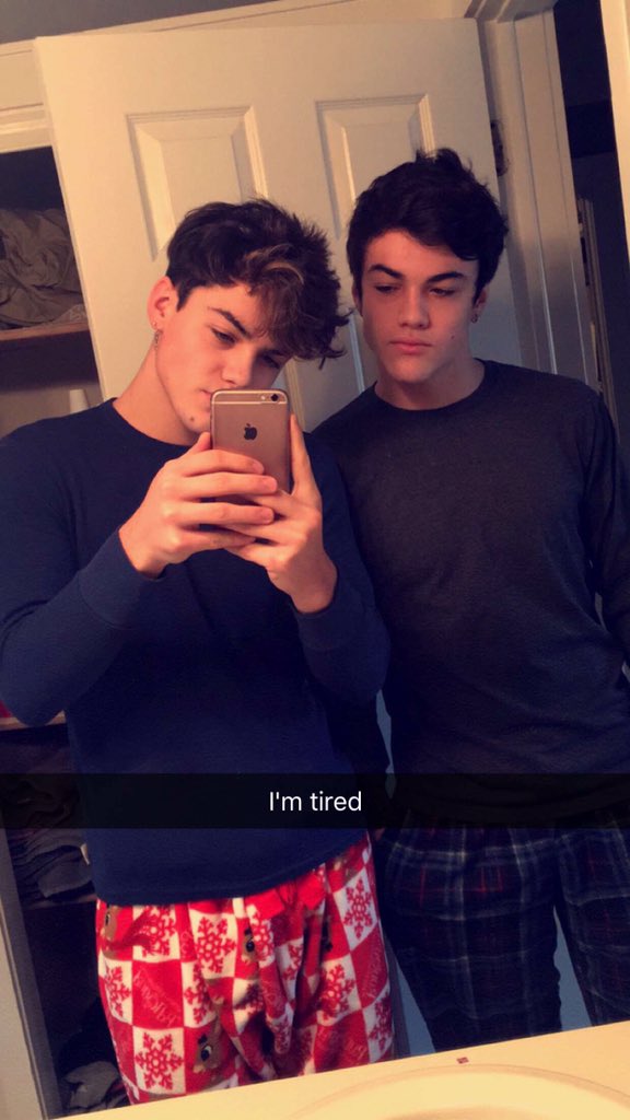 DolanSnapchat's tweet photo. (Sc: GraysonBDolan) @graysondolan #Graysonolan #DolanTwins #DolanSnapchat @DolanSnapchat https://t.co/eSjRWfsgzF