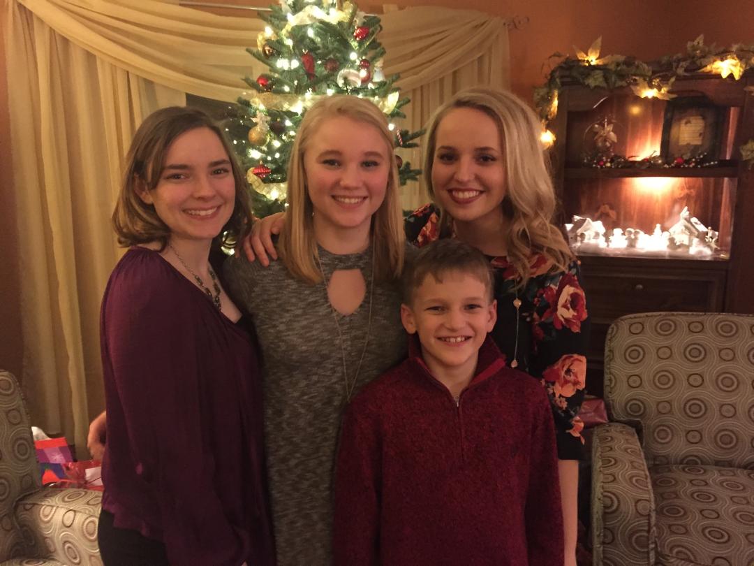 ektreb123's tweet photo. Merry Christmas!!!!! 🎄🎁 https://t.co/WI0fqfTrCy