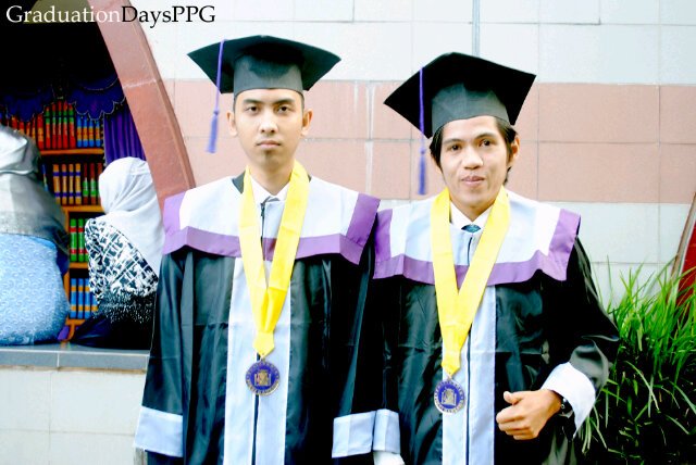 obynugraha's tweet photo. Edisi GraduationsDays #wisudappg2015 @piksi_ganesha https://t.co/zGiUy48KPF