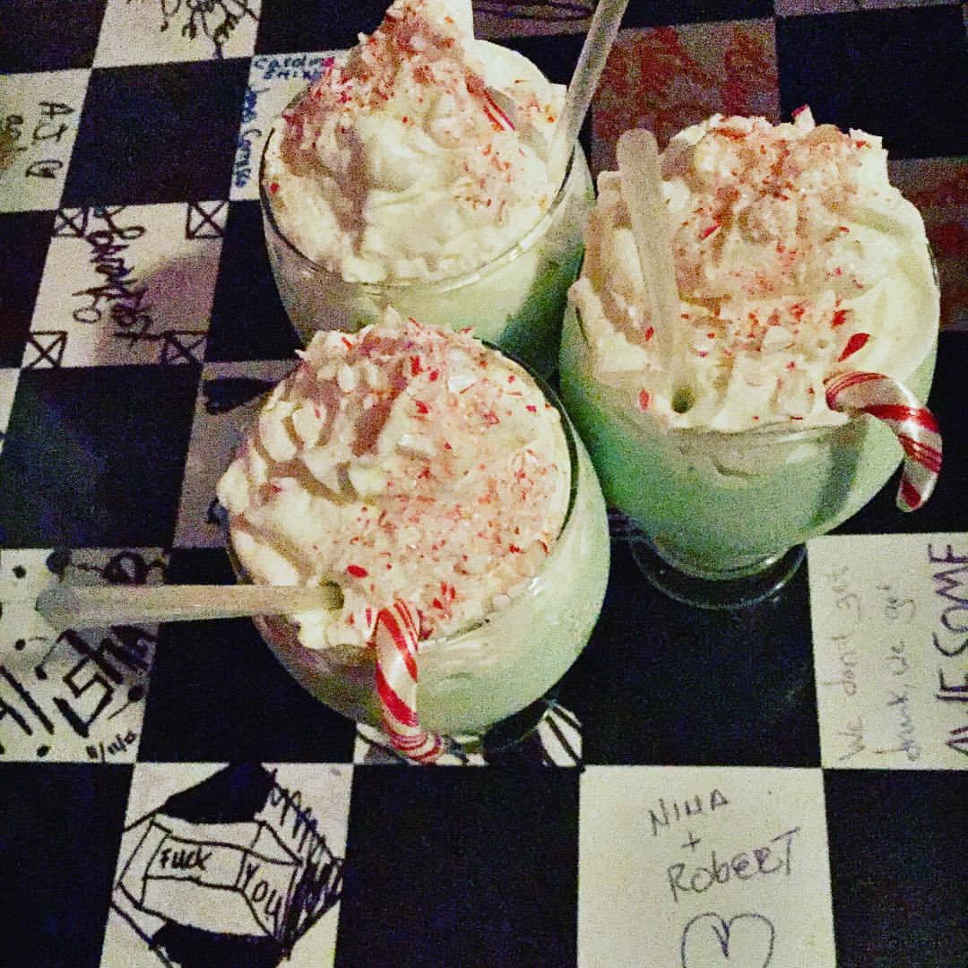 Drinks from <a href="/checkerdetroit/">Checker Bar</a> myfab5.com/biz/checker-ba…