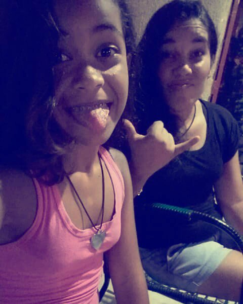 Anne_candi's tweet photo. Chata que eu mais amo muito 😍💖😍💖😊😊☺#Júlia https://t.co/SIjpsLd06S