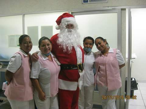 JoyyoMayu's tweet photo. Travesura de Navidad en el Pediátrico, muchas gracias a los que aportaron su corazón @GabyCoutino @isain https://t.co/aysZ37oprg