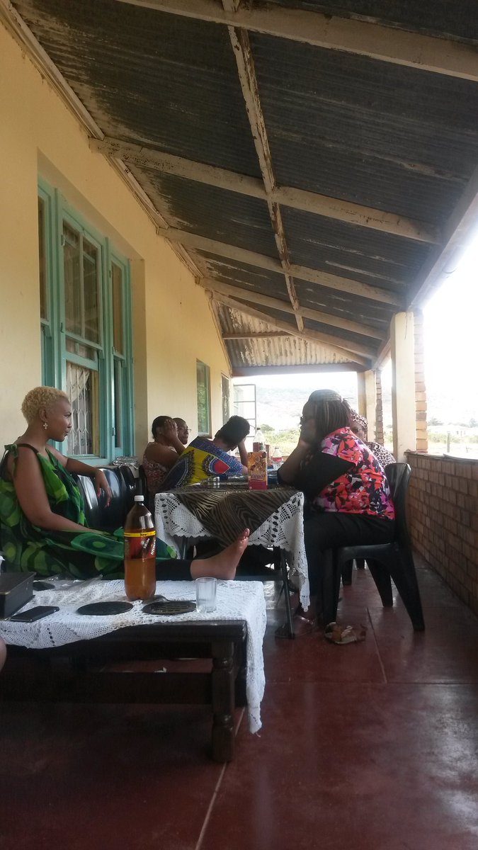 clairemawisa's tweet photo. christmas lunch on the stoep #family #edikeni #dambuza https://t.co/Kao7amRsFx