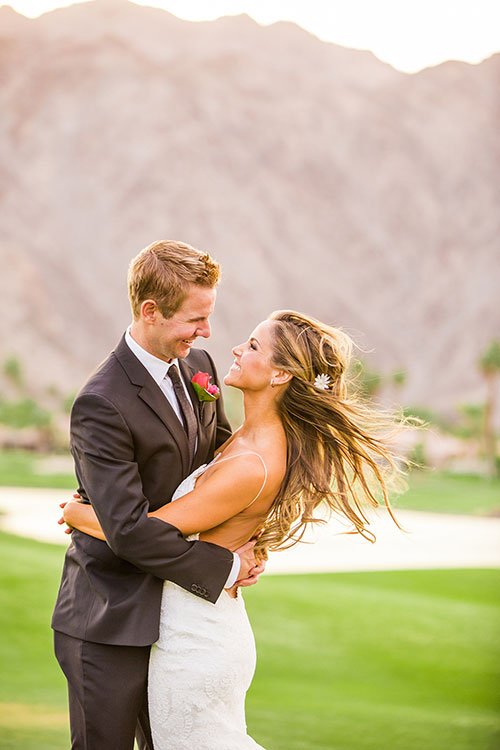 Farshid_Ahadi's tweet image. 5 things you should know about your husband:

buff.ly/1VduJ80

#weddingideas