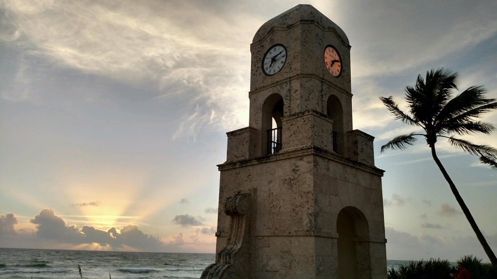 DirectAFG's tweet image. Merry Christmas from Direct AFG and sunny south Florida