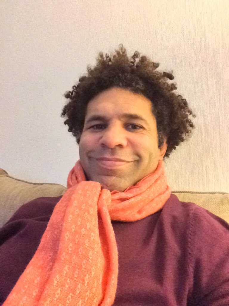 colincharvis's tweet photo. @mssocietyuk Merry Christmas. Promise to take my scarf off for lunch #wrapupms https://t.co/jjCuKqEEwA