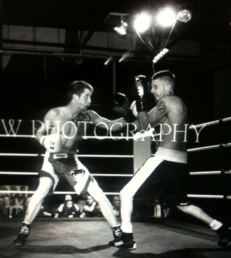 RickiLeeJones2's tweet photo. Some of my fights this year and came a long way with adding some boxing in.. 2016 I can't wait.. #Rickster #TeamProK https://t.co/lBtTVrDXRq