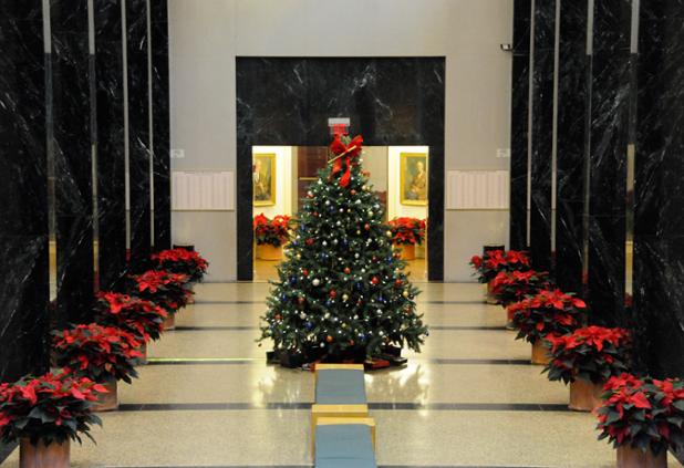 baseballhall's tweet photo. Merry Christmas from Cooperstown! Best wishes from our baseball family to yours. https://t.co/9Fj7pTMUcr