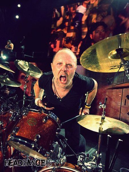  Happy Birthday, Lars Ulrich! And Merry Christmas, Metallica! Have a good day, you guys! 