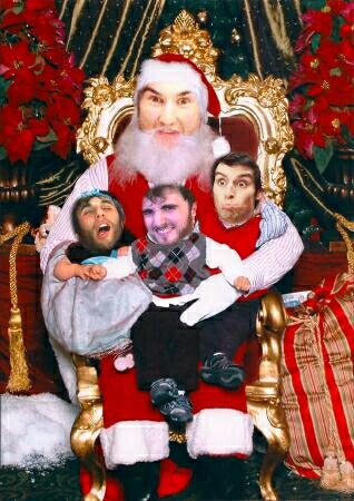 japanilla's tweet photo. @StreetClerks Buon natale ragazzi, vi vedo in forma! @La_Ari @Martolarp @de_dorian @_Allylu @AnnaZontini https://t.co/YeKHSsIWt4