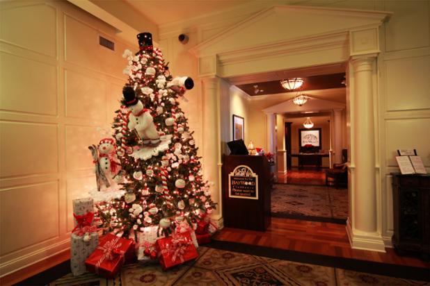 BaywoodClubRest's tweet photo. Merry Christmas! We hope you take the time to relax and enjoy this wonderful day! https://t.co/C5pLUzFy83