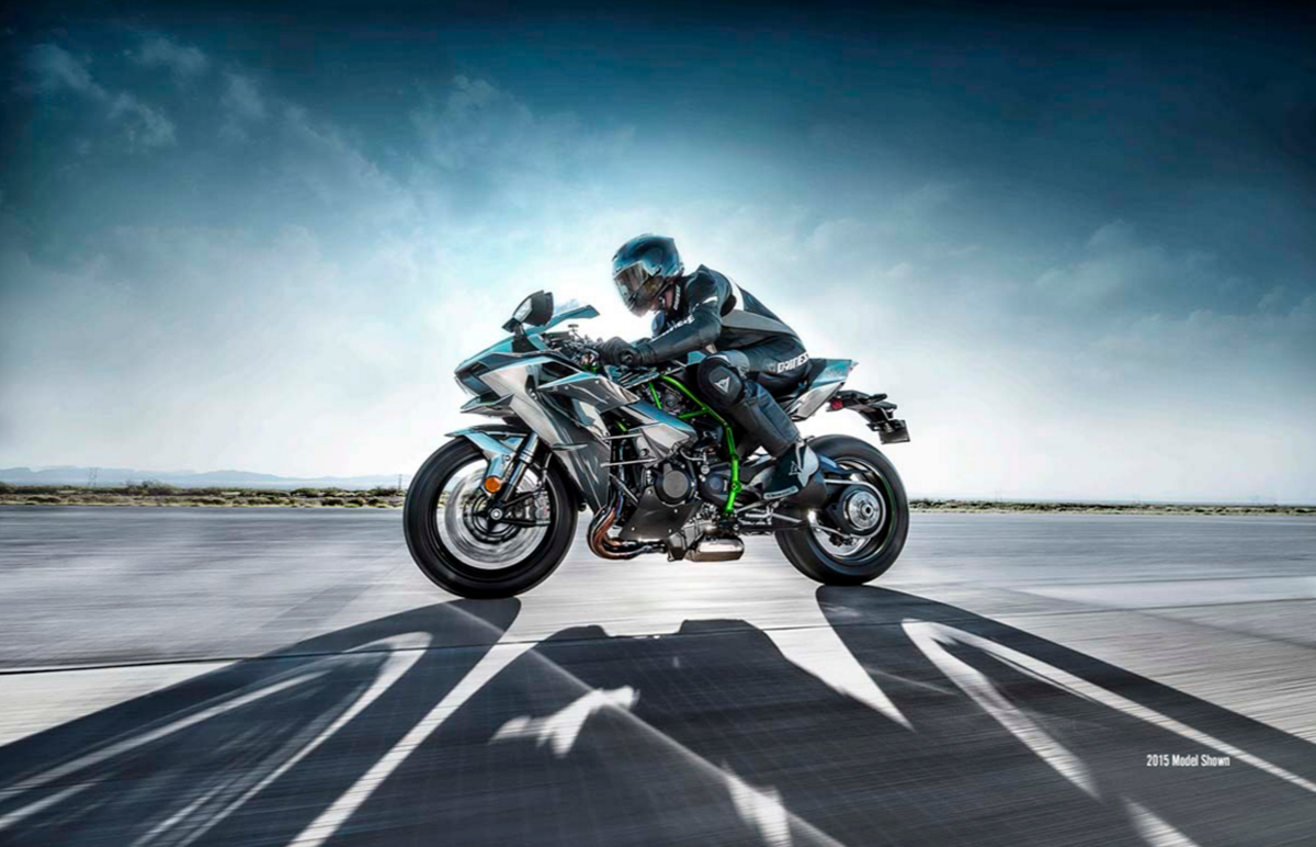 KawasakiUSA's tweet photo. This is what we're wishing for. Learn more about the limited-release Ninja H2: https://t.co/xzLvhAZife *MY15 shown https://t.co/jkc9oUHGW3
