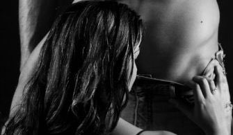 Owls <a href="/VulgarSavage/">Ａｍｙｃｕｓ Ｃａｒｒｏｗ</a> ~ 

"Merry Christmas baby, come visit me so I can give you your last gift."

- Irena.