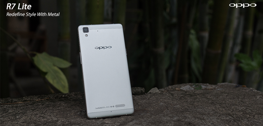 OPPOIndia's tweet photo. Bring style to life with the #R7Lite.
Know more: https://t.co/Jj4XI0o4rE
#RedefineStyleWithMetal https://t.co/RZMfUyBHmo