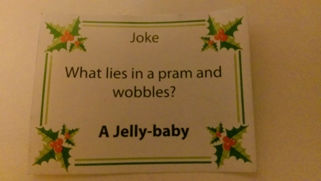 BoringMilner's tweet photo. Got this joke in a cracker. I laughed so hard I had to sit down for a bit. I'll have to tell it to the lads tomorrow https://t.co/UTerSUOfqD