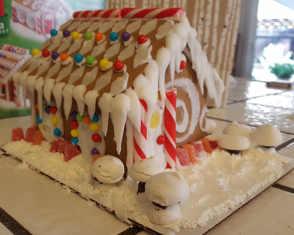 Pricklypigco's tweet photo. Oh yeah! Annual #gingerbread #house is done! #PricklyPigOut #gingerbreadhouse #livingthedream #icing https://t.co/qh6TsFMj1h