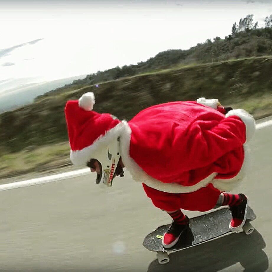 divinewheelco's tweet image. Merry Christmas ya filthy animals! Hope everyone is enjoying their Christmas Day.
#divinew… ift.tt/1YGZ9jk