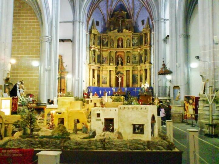 georgestanton15's tweet photo. #スペイン #Plasencia #Extremadura #Spain #西班牙 https://t.co/ENgnJ1sFsB #WTM2016 #Xmas #Navidad #FITUR2016 #España https://t.co/irGfaPIeHz