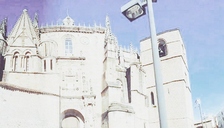 georgestanton15's tweet photo. #スペイン #Plasencia #Extremadura #Spain #西班牙 https://t.co/ENgnJ1sFsB #WTM2016 #tourism #FITUR2016 #España https://t.co/Xu3us9YgAc