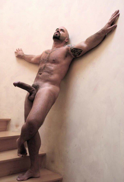 goasraf's tweet photo. @CmartsanzSergio @Lito6405 @iB82U @mengaybdsm @DADGAY2 @emt_rodney @GayFinDom @JromeDS @hookupsonly100 https://t.co/mRB9J9Mvja