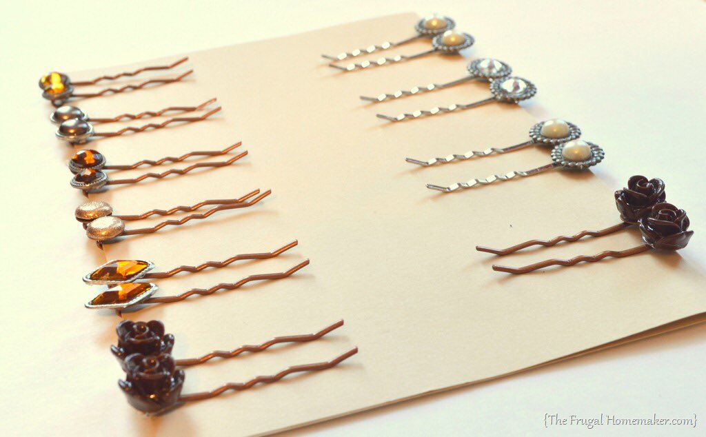 Drops a box off at <a href="/APointeToDance/">Daisy Crystal</a>'s apartment door, then heads off for a run with Patriot.