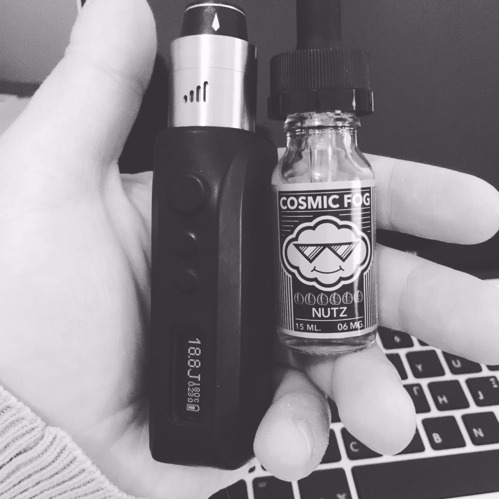 invapegr's tweet image. Checkout that smiling cloud @cosmicfogvapors #cloudchaser #vapeon #vapefam #vapelife #vapepics #vapers #vapegreece