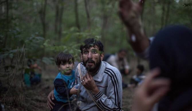 catomaro's tweet photo. La por dels refugiats, vergonya del primer món.
#refugiados #refugeeshelp #refugee https://t.co/iIqO14bM8O