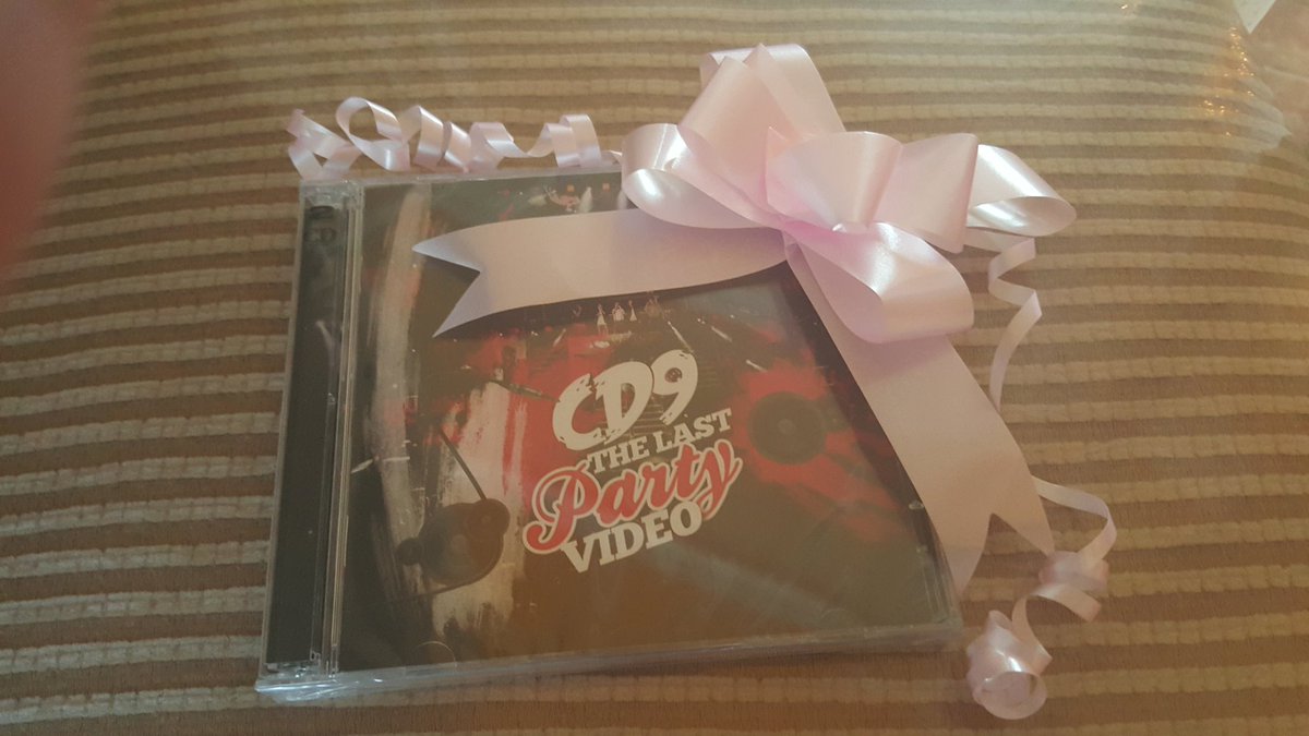 AlonsoMyLove's tweet image. Mi regalo de Navidad. 😍😭❤ Ver esto en mi árbol fue lo mejor. 🎄❤ @somosCD9 #TheLastPartyVideo