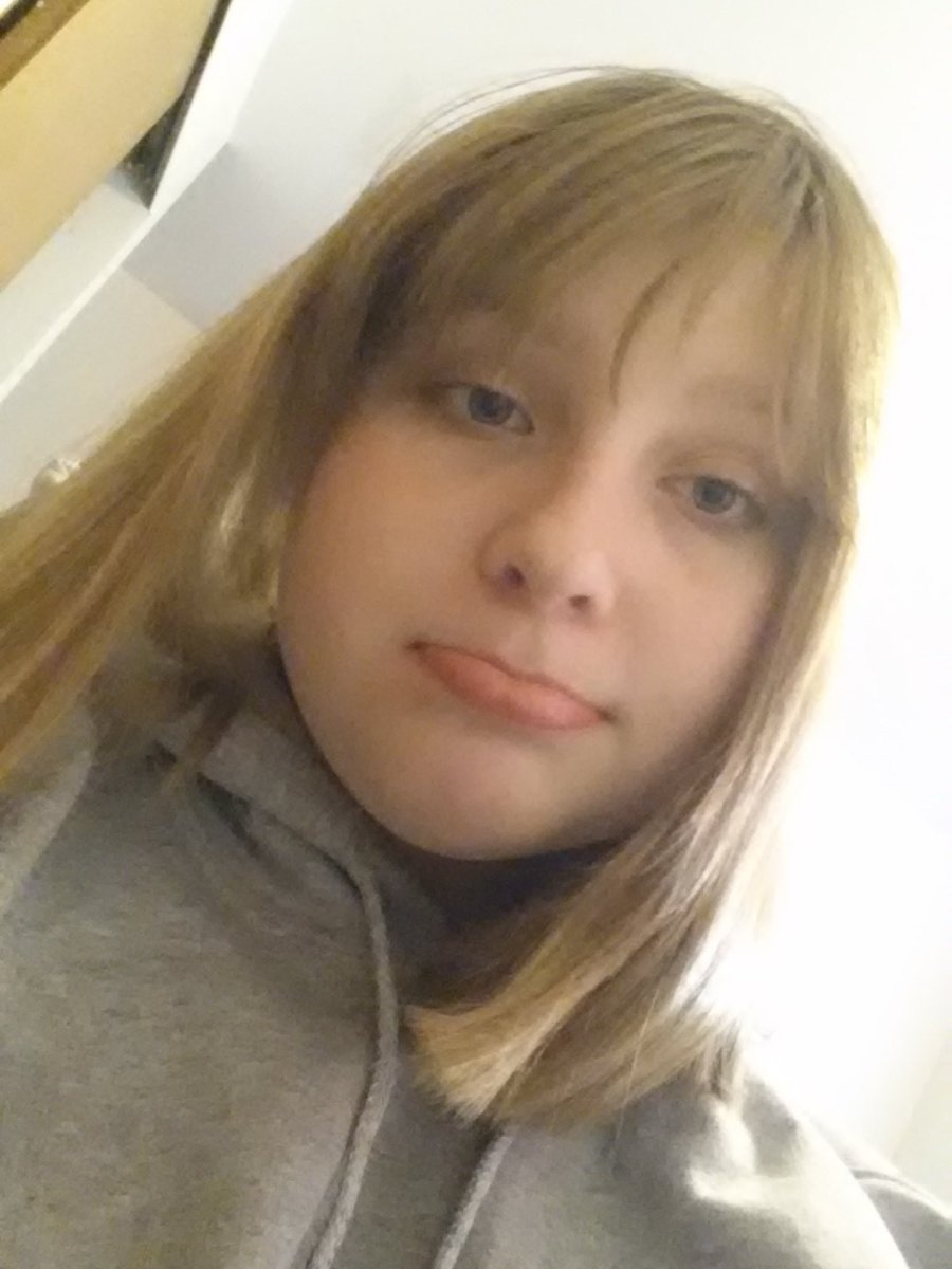 lizzie_currin's tweet photo. #MerryCaniffmas https://t.co/UueWnO9Ihs