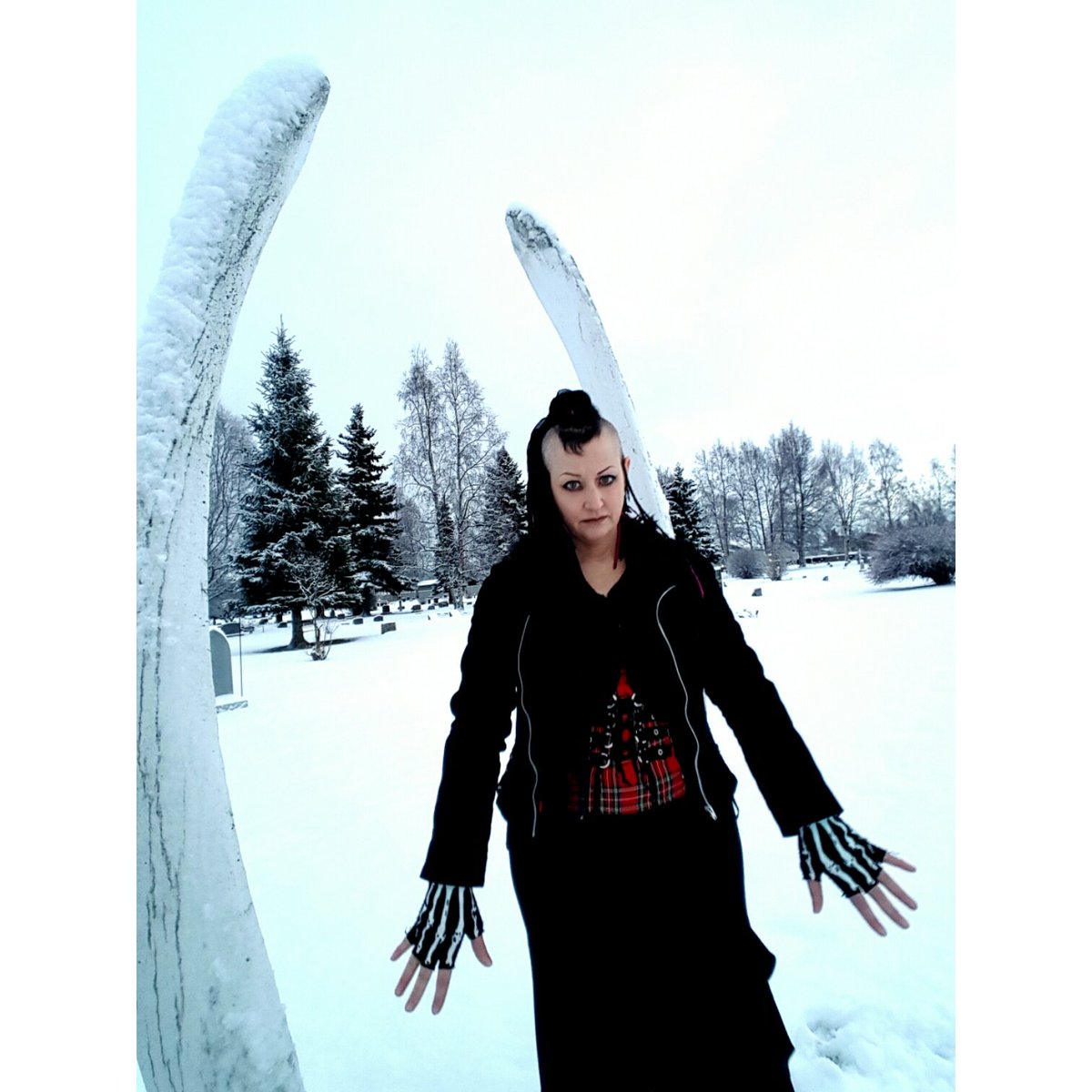 cliffmonk's tweet photo. #merrywitchmass #alaskasonlygothband #alaskasonlygothradio #alaskangothic https://t.co/N6sjOp8SzK