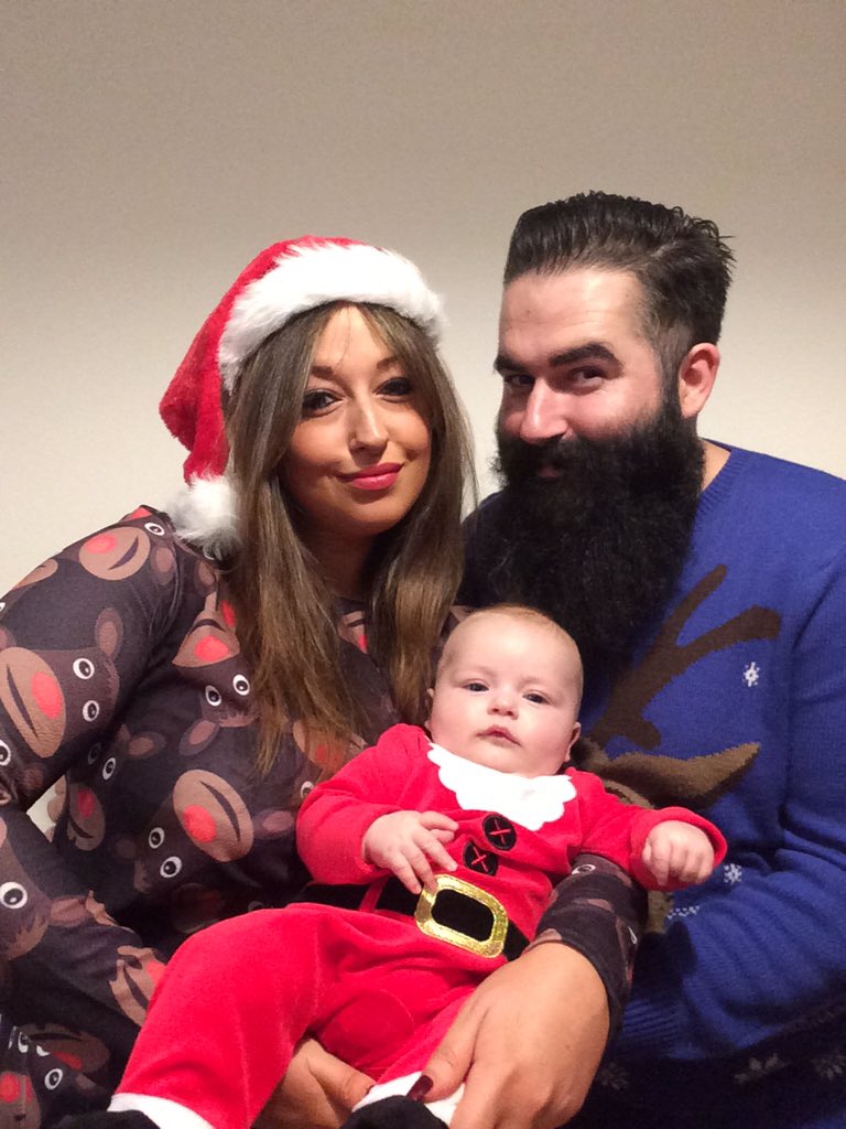 Nasher's tweet image. Merry Christmas official 2015 press release photo 😅