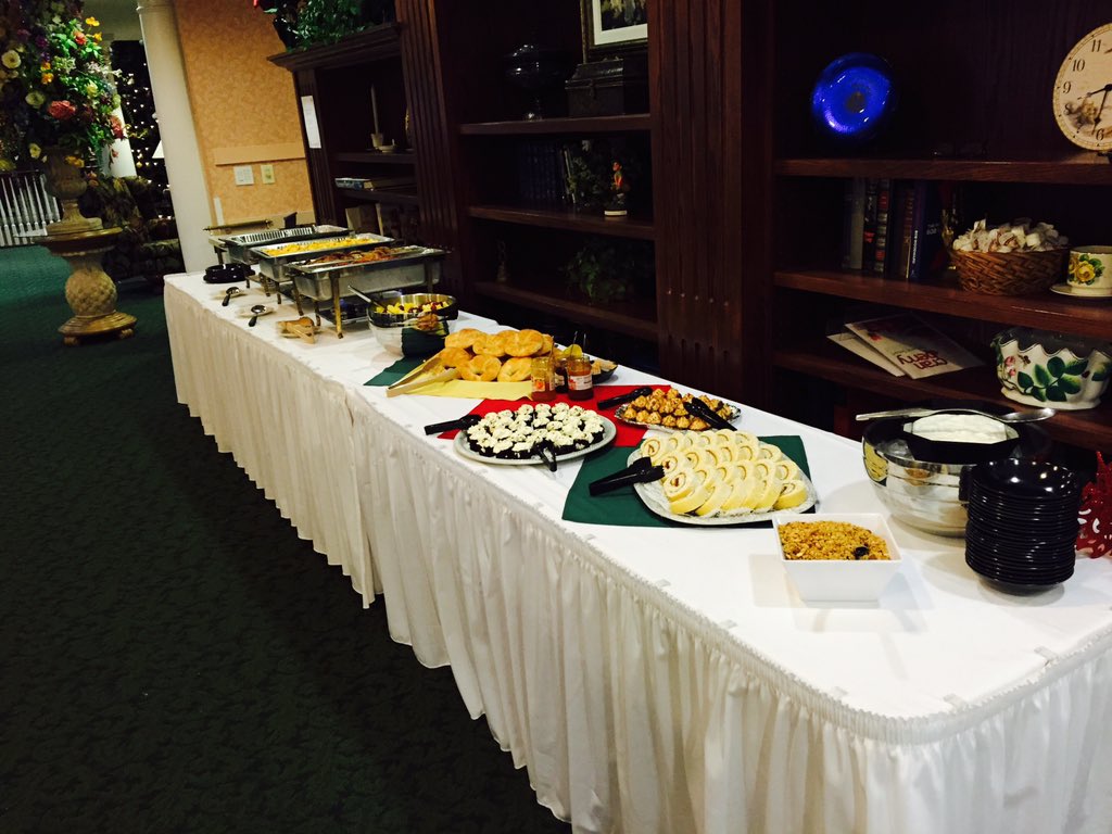 SlaneMelinda's tweet photo. Christmas Eve Breakfast at The Terrace @bethebenchmark https://t.co/464Mvspqb3
