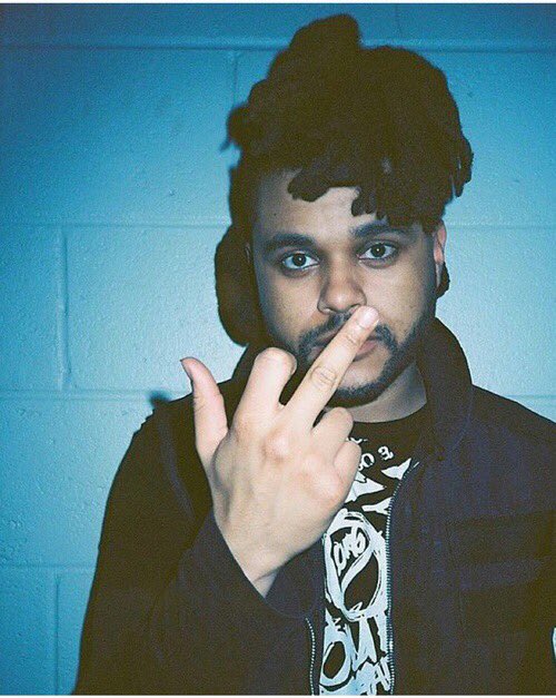 mediocrebillie's tweet photo. are you straight or gay ❔❔ https://t.co/IgrTRK1VaE