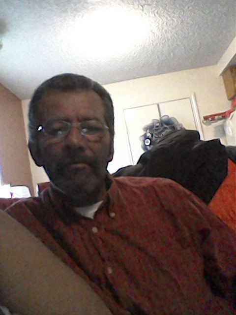 bbydoyJessica92's tweet photo. Merry Christmas and Happy new year love my hubby ,new bby and Mi hijo https://t.co/TBi5H89RoY