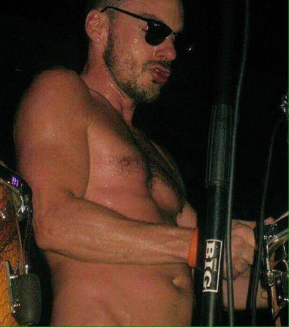 TriadsInNature's tweet image. @CarolAugusta1 
Gasp!
#ShanatomyLesson
Chest
Bonus:Abs
Extra bonus: Various anatomical pointers!  ↓↓