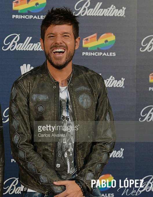 PabloLopezWeb's tweet photo. Fotos de @PabloLopezMusic en la #gala40principales 
(#THOSFansPablo) https://t.co/l8EQuYNMqP