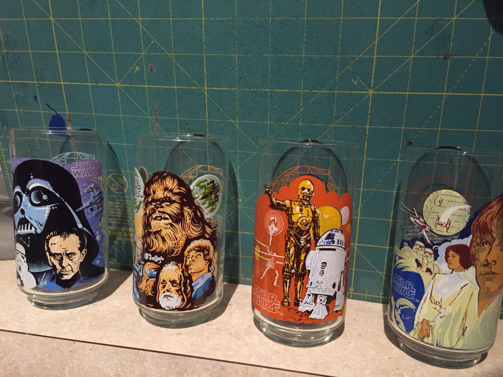 ArtOfJason's tweet image. It's a vintage Christmas #StarWars