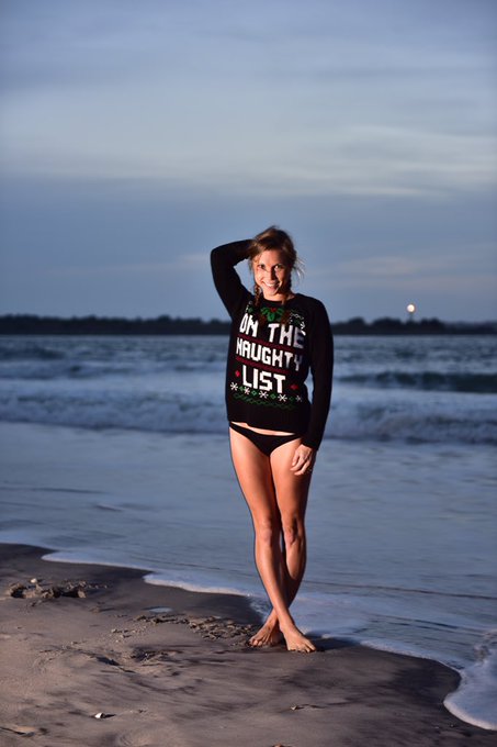 Merry motherfuckin' Christmas!! #naughtylist #sorrynotsorry https://t.co/XdsKm6yVTS<a href="/tag/naughtylist"class="tags">#naughtylist</a><a href="/tag/sorrynotsorry"class="tags">#sorrynotsorry</a>