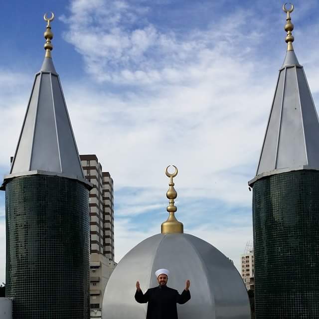 sheikh_khaled's tweet photo. مسجد ريو دي جانيرو
MESQUITA DA LUZ, RIO DE JANEIRO https://t.co/5Jx1GI0gqn