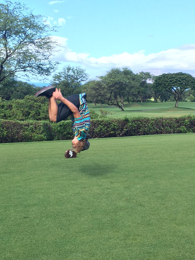 GeneralPliva's tweet image. After enough beer, I'll try anything in costume. #landedit