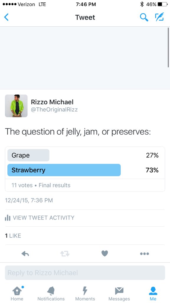 TheOriginalRizz's tweet photo. Well, there you have it! All 11 people have spoken. Strawberry trumps Grape. #berry4life https://t.co/R9GPCIxOGI